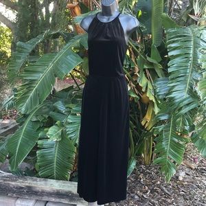 Luxe by Carmen  Mark Valvo velvet halter look crop wide leg jumpsuit